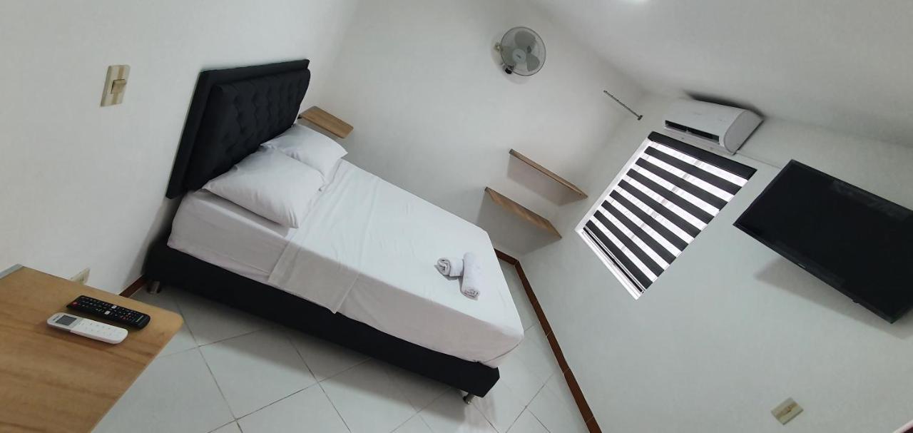 Hotel Picasso 70 Medellín Dış mekan fotoğraf