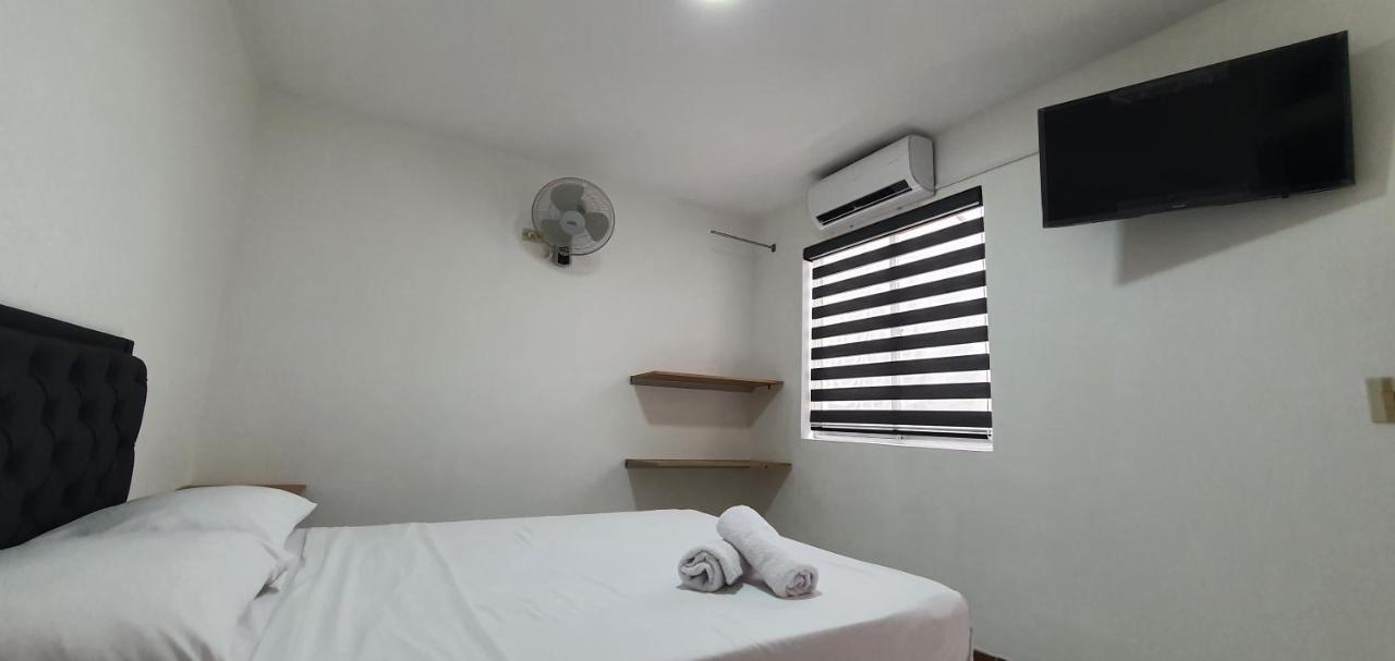 Hotel Picasso 70 Medellín Dış mekan fotoğraf