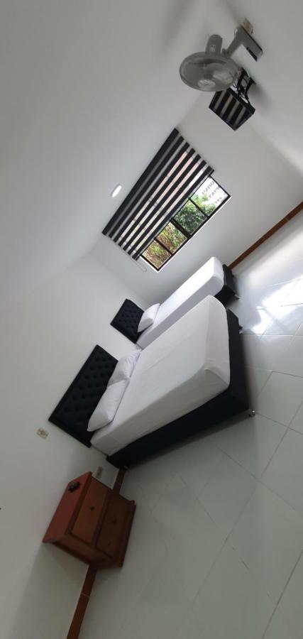 Hotel Picasso 70 Medellín Dış mekan fotoğraf