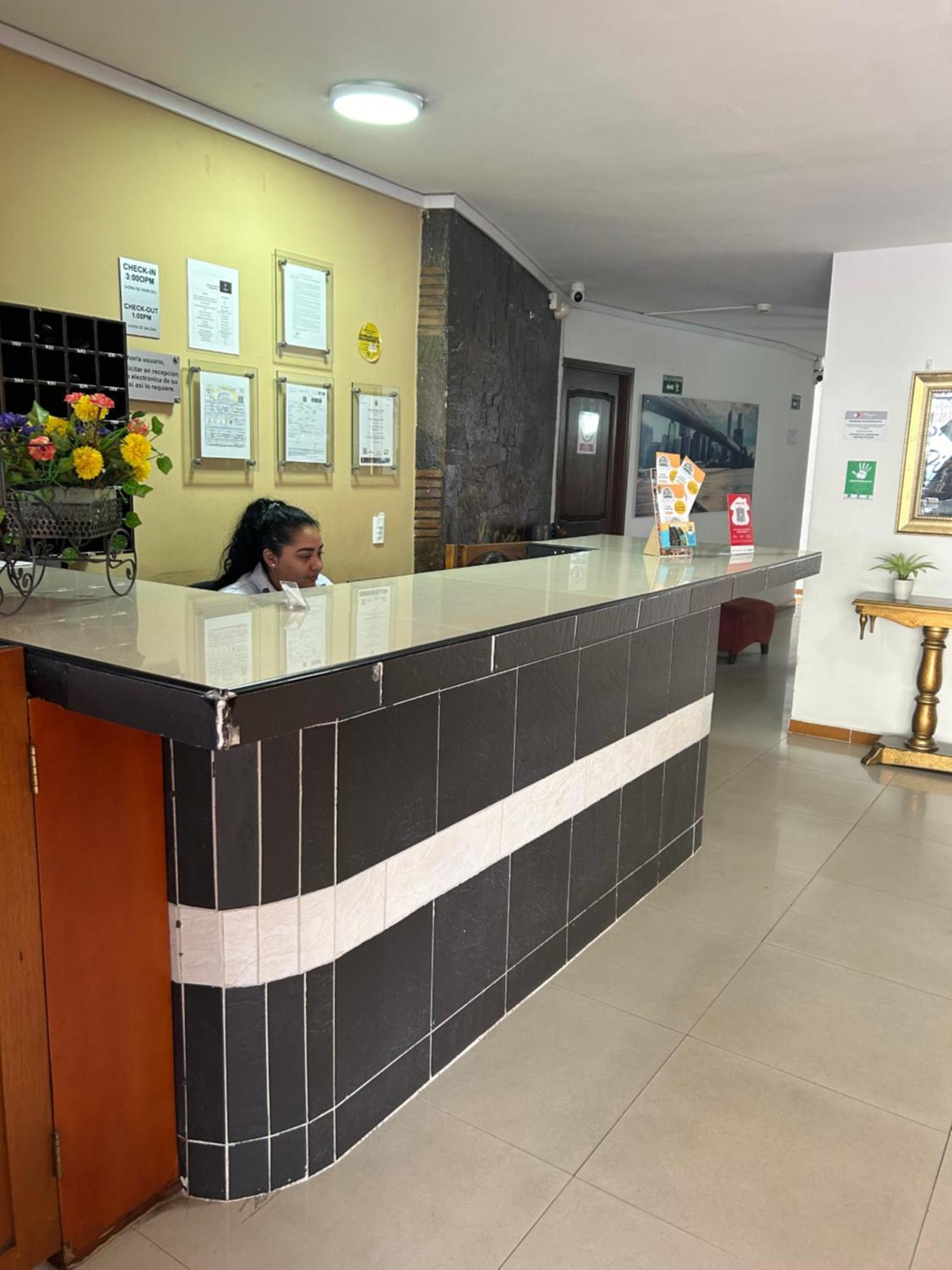 Hotel Picasso 70 Medellín Dış mekan fotoğraf